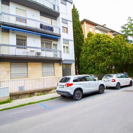 Lovely Flat Near The Tower Daire *