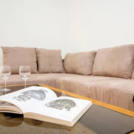 Daire Lovely Flat Near The Tower Pisa